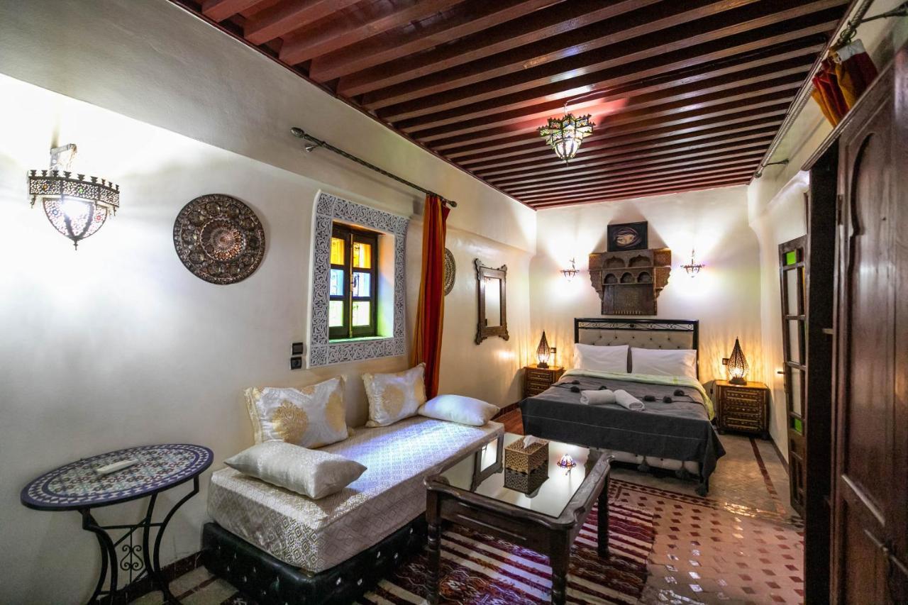 Dar El Yasmine Hotel Fez Bagian luar foto